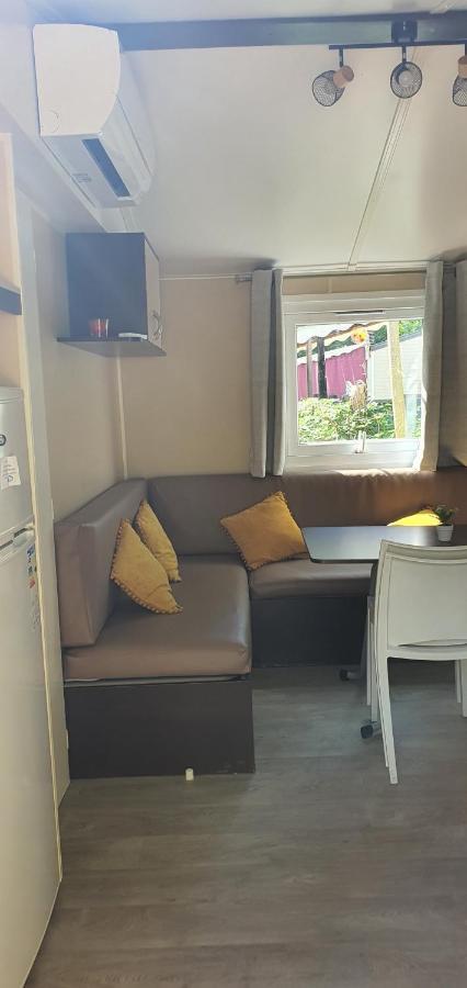 Mobil Home Climatise 6 Personnes La Roque-d'Antheron Zewnętrze zdjęcie